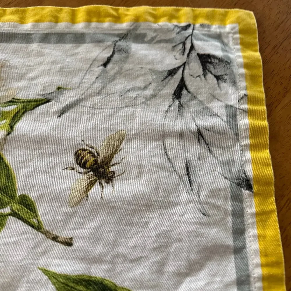 Williams Sonoma Cotton Napkins Set of 2  Meyer Lemon Citrus Blossom Honeybee